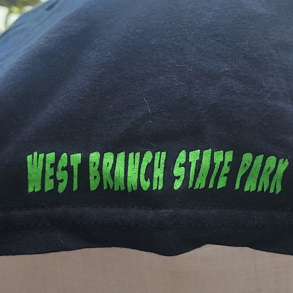 Gildan 100% heavy cotton Bigfoot tshirt rare westbranch state park ohio - Picture 6 of 8